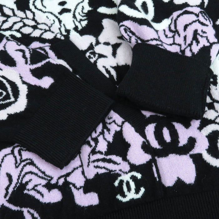 CHANEL 
COCO CC logo all-over pattern lion clover heart 5 
Coco mark cashmere knit hoodie