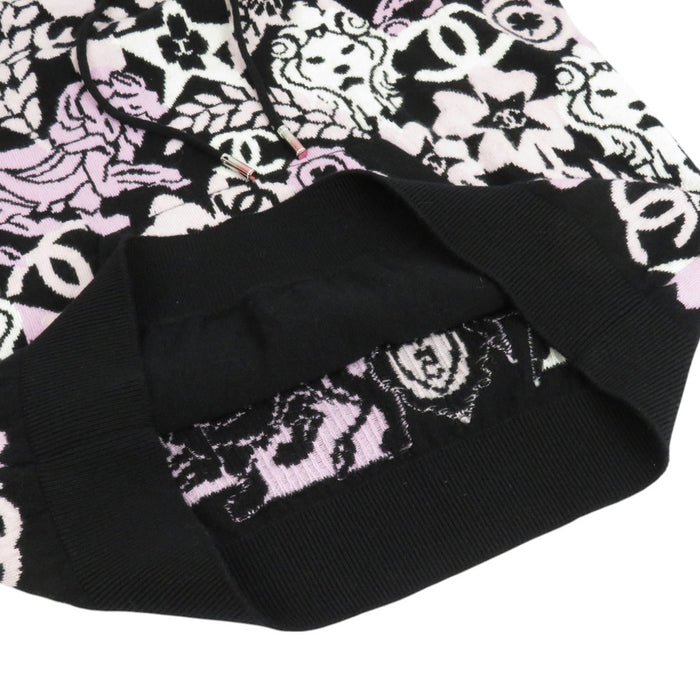 CHANEL 
COCO CC logo all-over pattern lion clover heart 5 
Coco mark cashmere knit hoodie