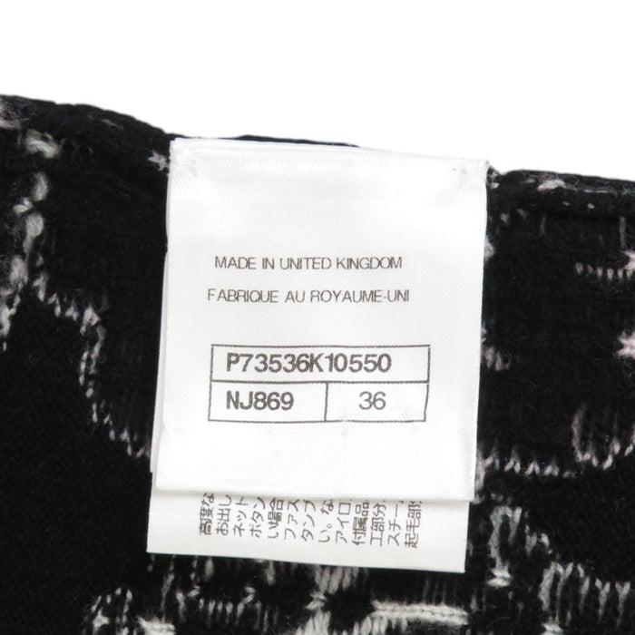 CHANEL 
COCO CC logo all-over pattern lion clover heart 5 
Coco mark cashmere knit hoodie