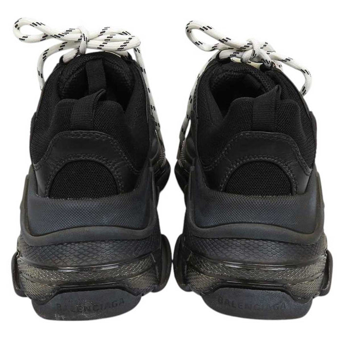 BALENCIAGA 
Triple S Clear Sole Logo Embroidery Wash Effect 
Triple S Clear Sole Sneakers