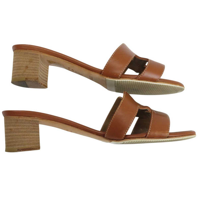 HERMES
Leather H Ash
Oasis Sandals
