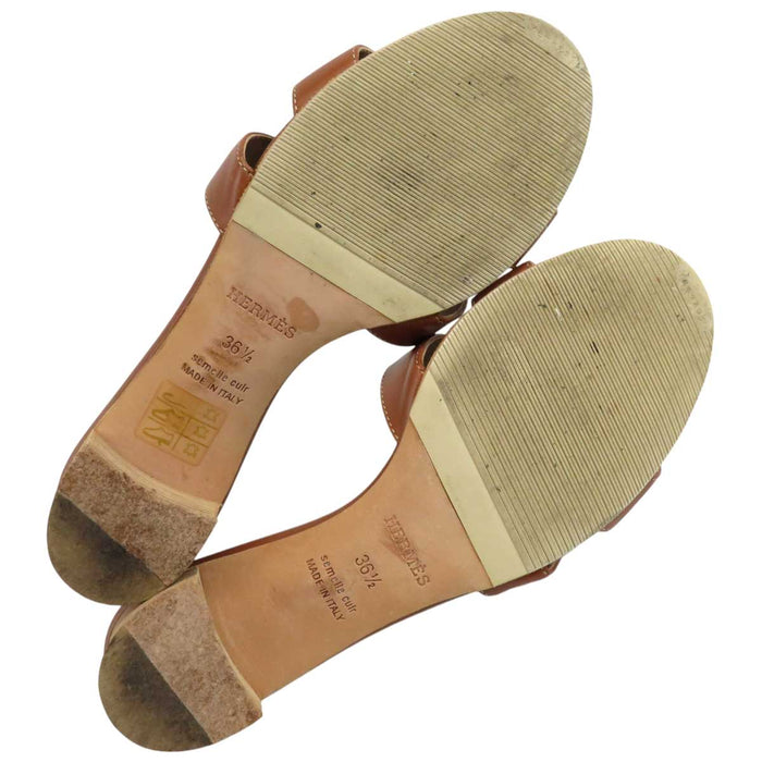 HERMES
Leather H Ash
Oasis Sandals