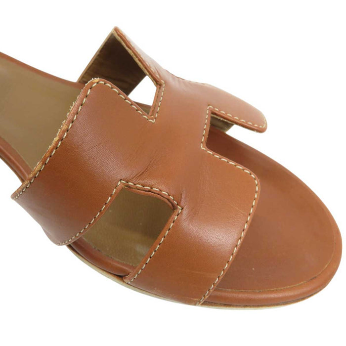 HERMES
Leather H Ash
Oasis Sandals