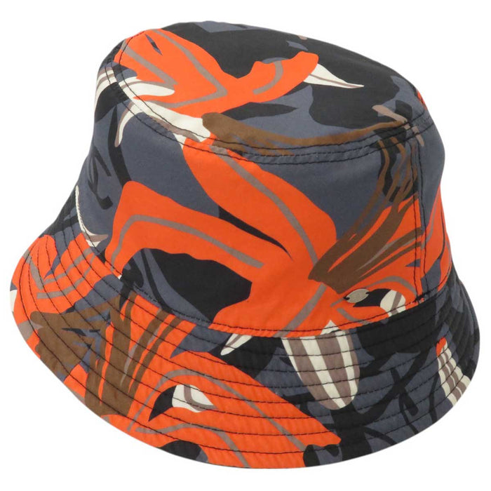 CHANEL 
S23A COCO CC Logo 
Coco Mark Reversible Bucket Hat