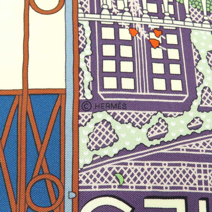 HERMES
Silk Large Square Horse House
Carré 90 Objets de Curiosité Scarf
Objet de Curiosité