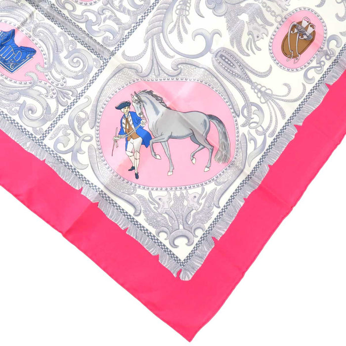 HERMES
Silk Large Square Horse
Carré 90 LA PRESENTATION Presentation Scarf