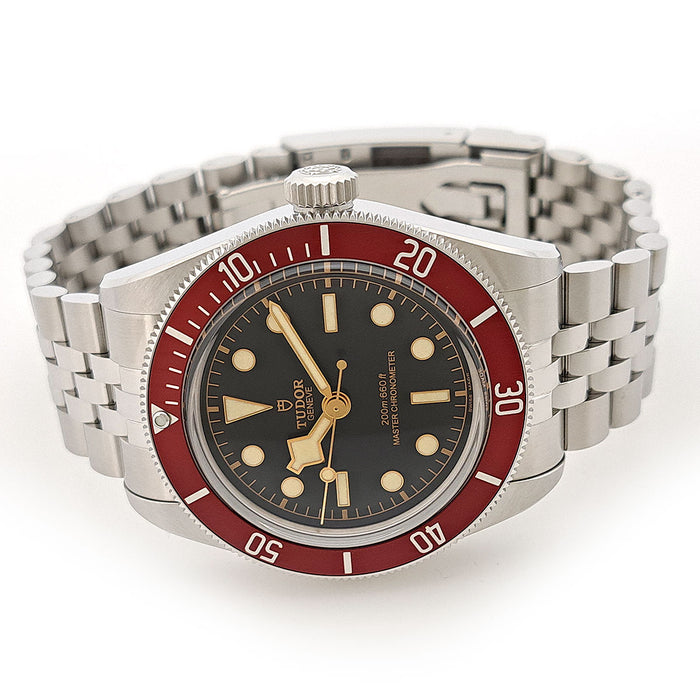 TUDOR
Black Bay 5-link Bracelet
With Box and Warranty Card