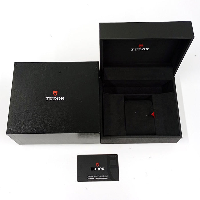 TUDOR
Black Bay 5-link Bracelet
With Box and Warranty Card