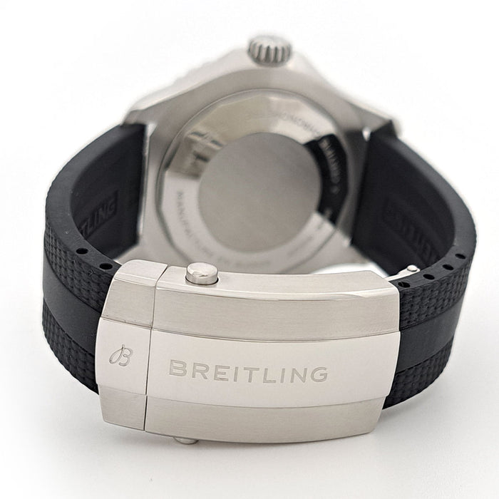 BREITLING 
Superocean 
With box and warranty card