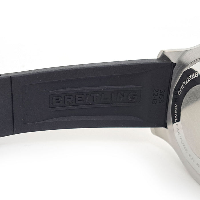 BREITLING 
Superocean 
With box and warranty card