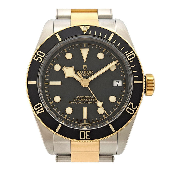 TUDOR
Black Bay S&G
With box and warranty card