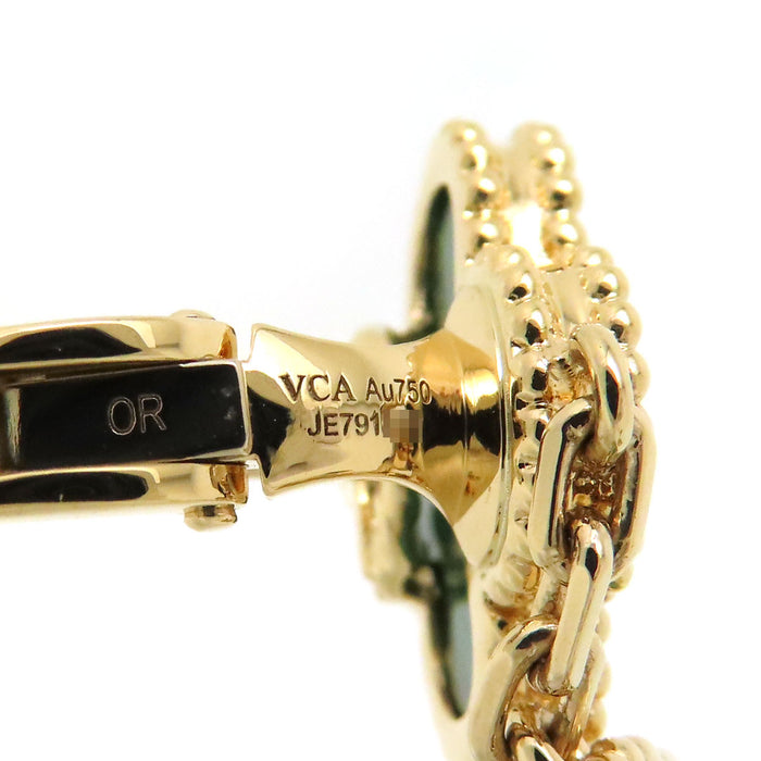 Van Cleef & Arpels
Magic Alhambra Earrings