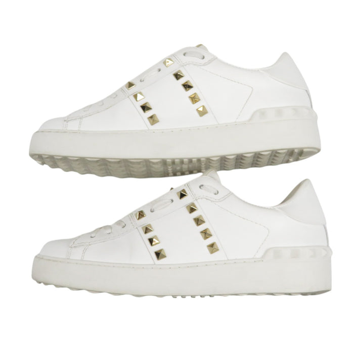VALENTINO
Leather Low-Cut
Rockstuds Untitled Sneakers