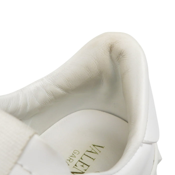 VALENTINO
Leather Low-Cut
Rockstuds Untitled Sneakers