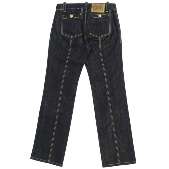 LOUIS VUITTON
LV Rhinestone Logo Button RW062W WJPA03CZ9
Lame Denim Pants