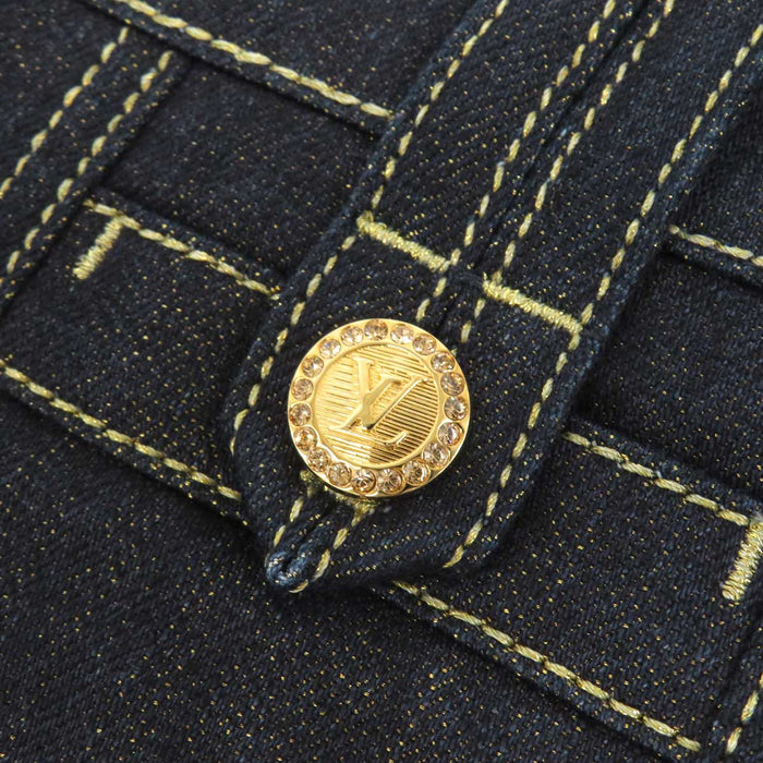 LOUIS VUITTON
LV Rhinestone Logo Button RW062W WJPA03CZ9
Lame Denim Pants