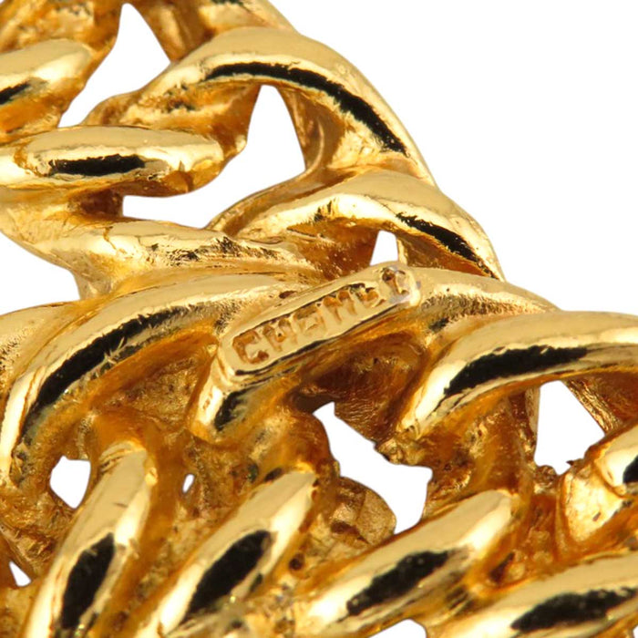 香奈儿
COCO CC 标志 金色金属 1107
复古 可可标志 链条 胸针