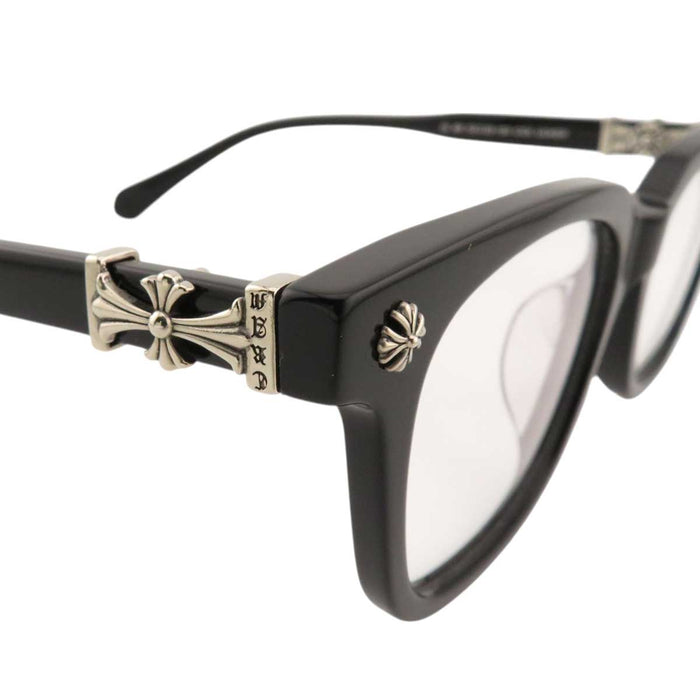 CHROME HEARTS
CH Plus Cross Logo
COX UCKER Eyewear