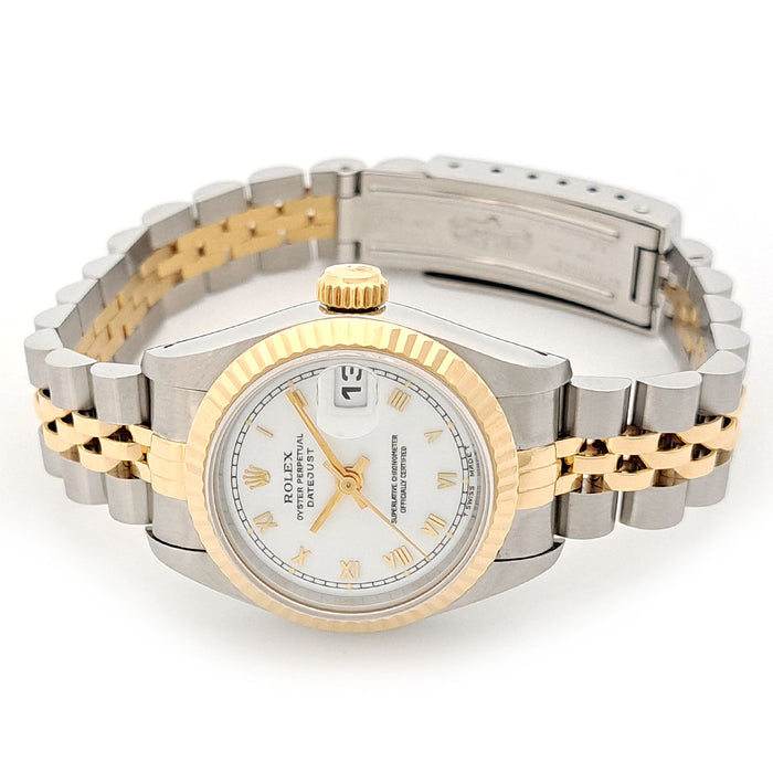 ROLEX
Datejust Lady Overhauled
With Guarantee Card
