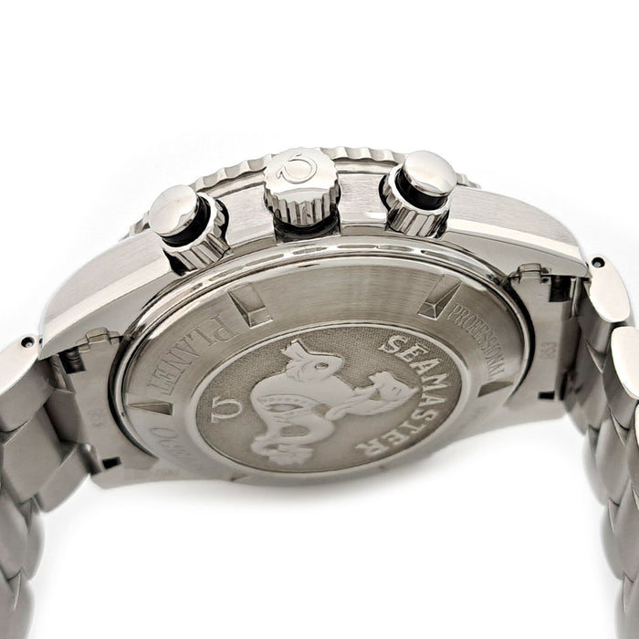 OMEGA 
Seamaster Planet Ocean Chronographe 
Avec boîte et garantie