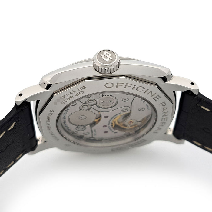 OFFICINE PANERAI 
Radiomir 1940 Acier 
Avec boîte et garantie