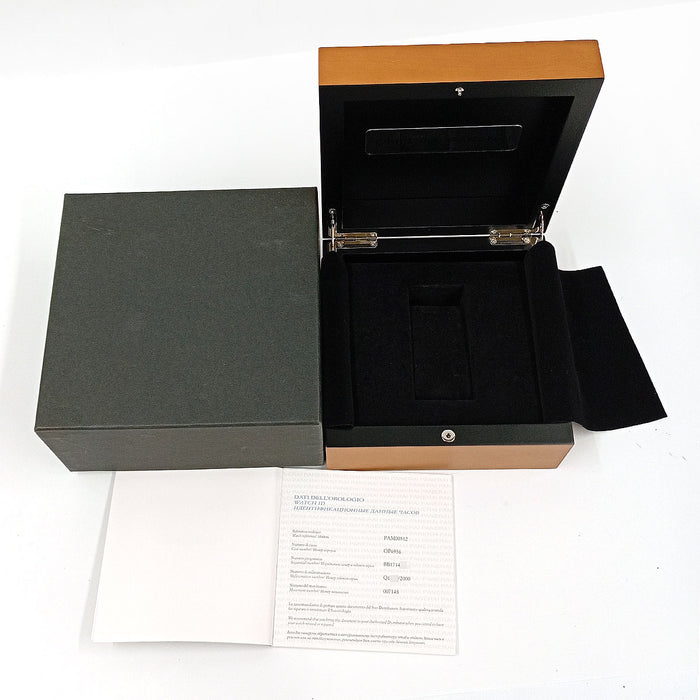 OFFICINE PANERAI 
Radiomir 1940 Acier 
Avec boîte et garantie