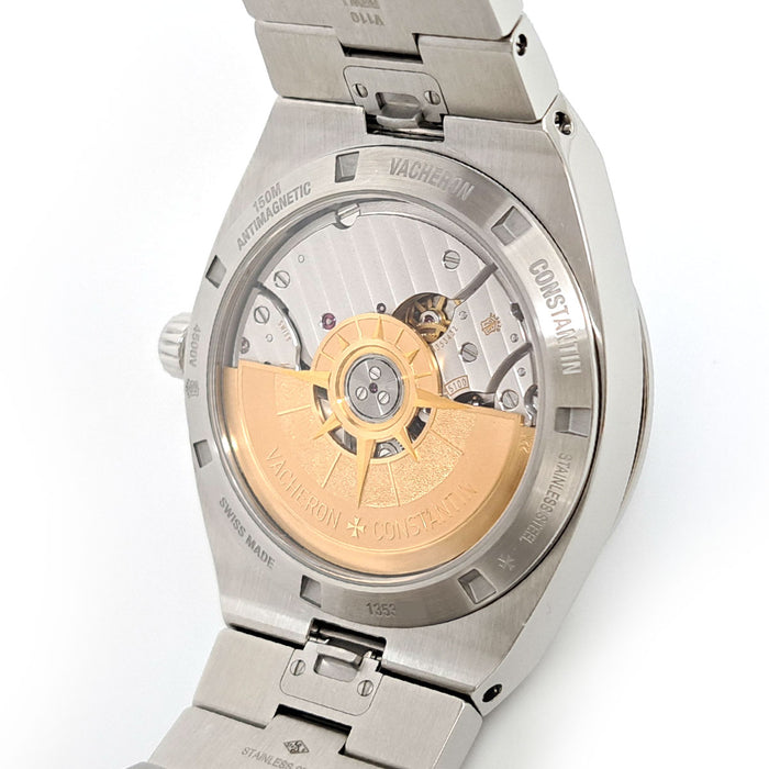 VACHERON CONSTANTIN
Overseas cadran marron
Avec boîte et garantie