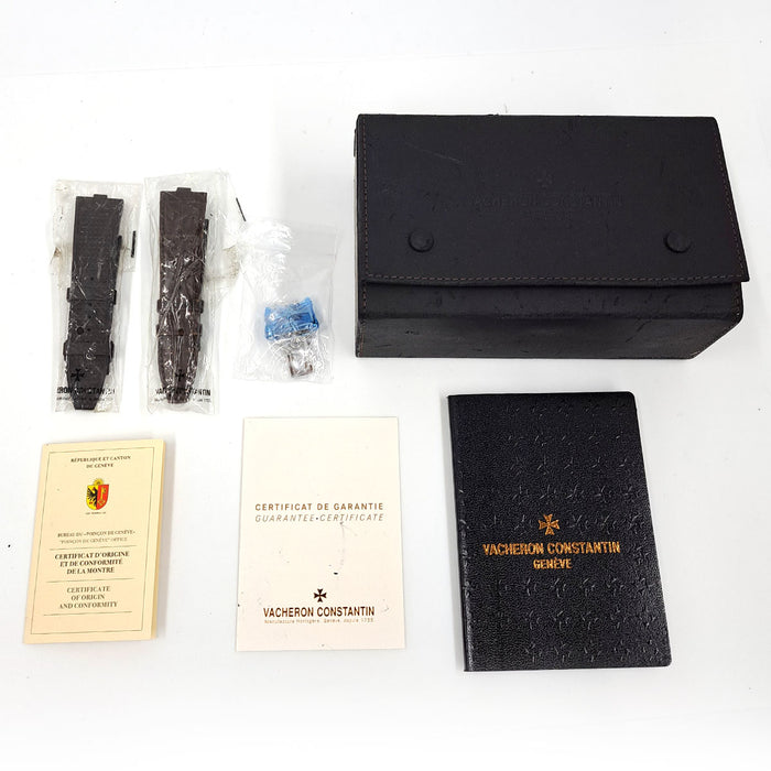 VACHERON CONSTANTIN
Overseas cadran marron
Avec boîte et garantie