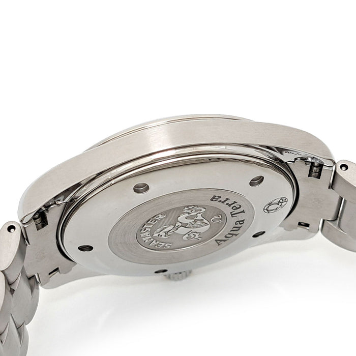 OMEGA 
Seamaster Aqua Terra 
Avec boîte et garantie