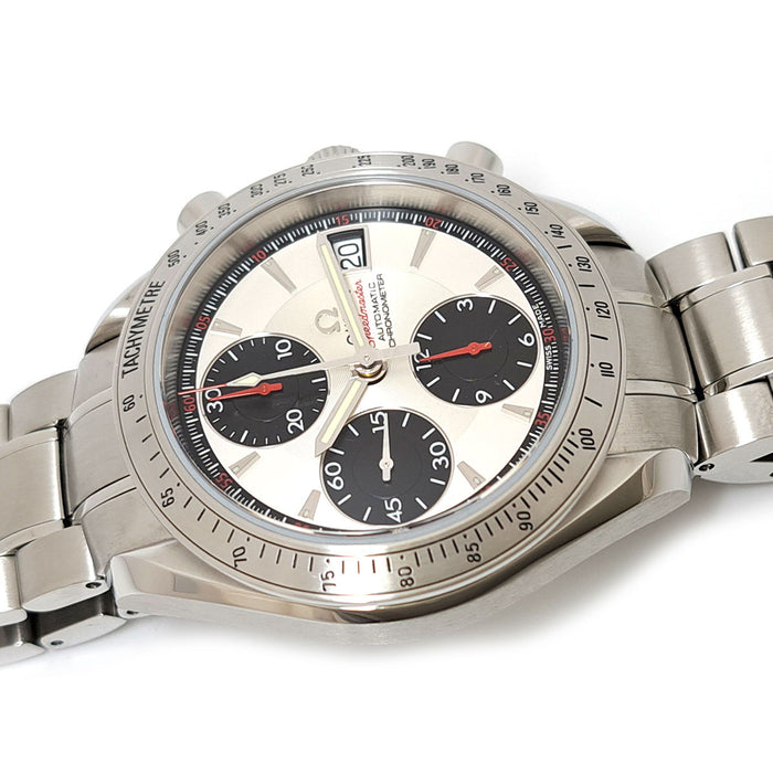 OMEGA 
Speedmaster Day-Date 
Avec boîte et garantie