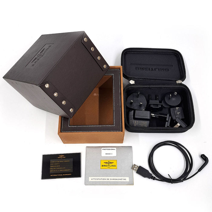 BREITLING
Exospace B55
With box and warranty card
