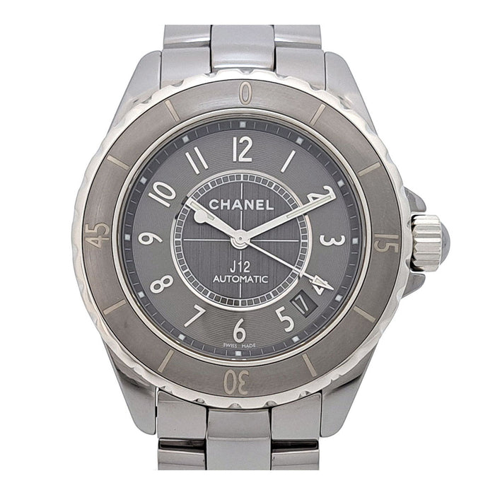 CHANEL
J12 Chromatic
With Warranty Card