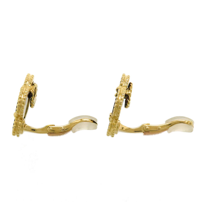 Van Cleef & Arpels
Magic Alhambra Earrings