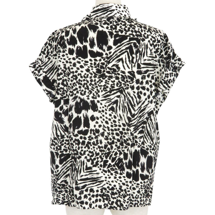 LOUIS VUITTON
LV logo button all-over pattern frill silk
monogram pullover french sleeve blouse