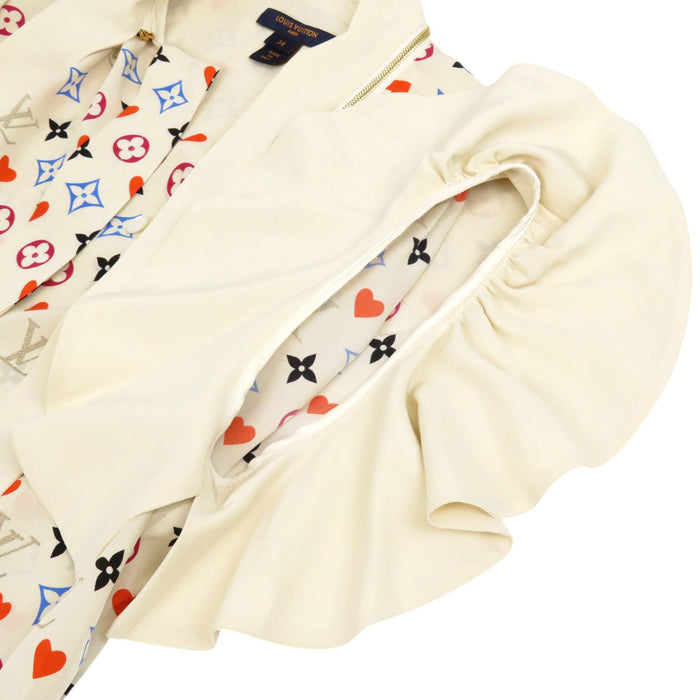 LOUIS VUITTON
LV Monogram All-over Pattern Silk Ribbon Tie
Game On Frill Bow Tie Blouse