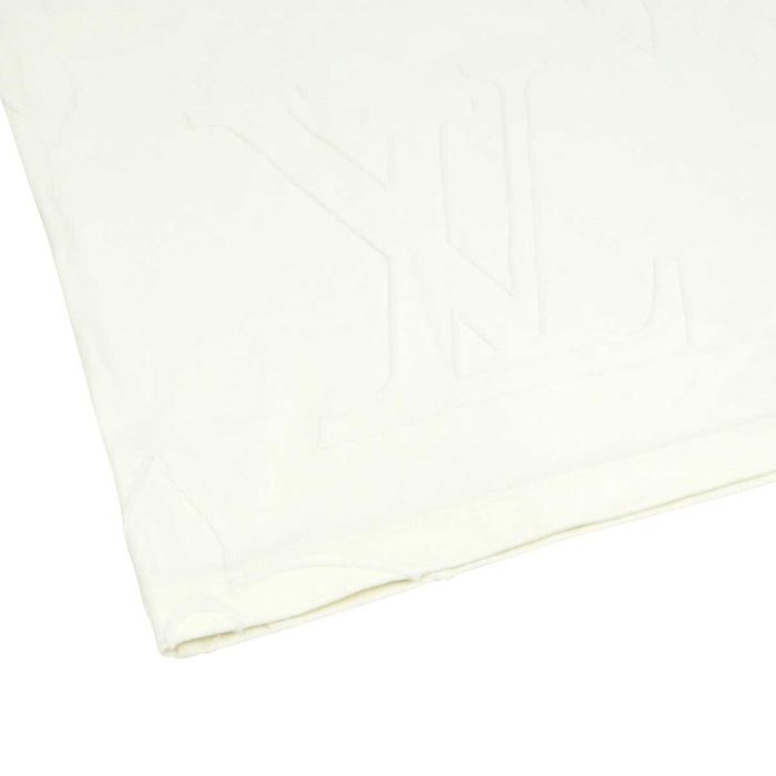 LOUIS VUITTON
LV Logo Stitch Embroidery RM251M9 NPG HSY08W
Monogram Embroidered Cotton T-Shirt