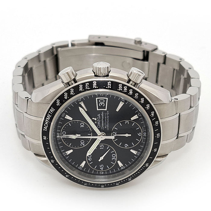 OMEGA
Speedmaster Date
With box and warranty card