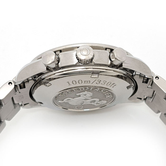 OMEGA
Speedmaster Date
With box and warranty card