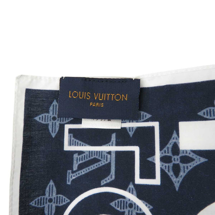 LOUIS VUITTON
LV Cotton
Monogram Logo Handkerchief