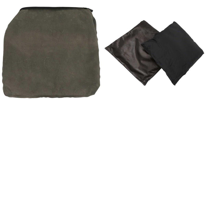 BOTTEGAVENETA 
Logo 
Leather Cushion