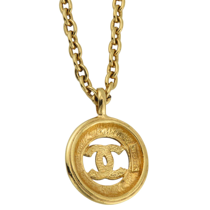 CHANEL 
COCO CC Logo Circle Gold Color Metal GP 
Coco Mark Vintage Round Necklace