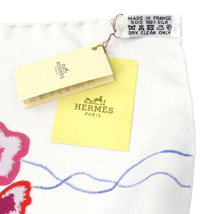 HERMES
BRIDES de GALA Flower Scarf Large Silk
Carré 90 Brides Fleuries Bride Fleuri