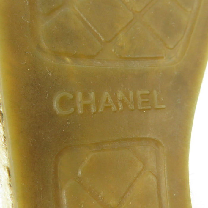 CHANEL
COCO CC Logo Bijou
Coco Mark Patent Leather Espadrilles