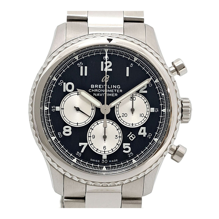 BREITLING
Navitimer
With box and warranty card