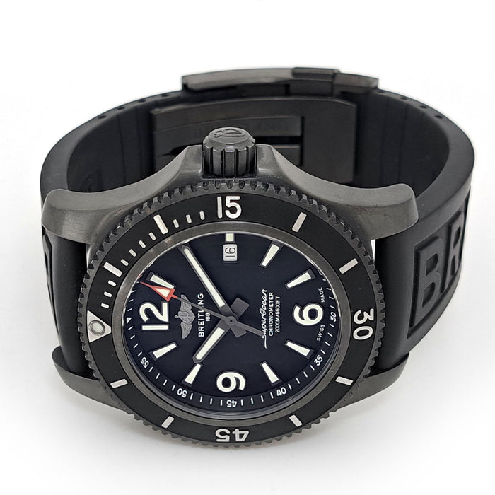 BREITLING 
Superocean 
With box and warranty card