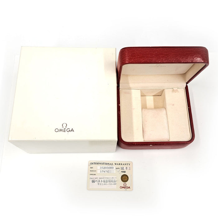 OMEGA
Speedmaster Mark 40
With box and warranty card