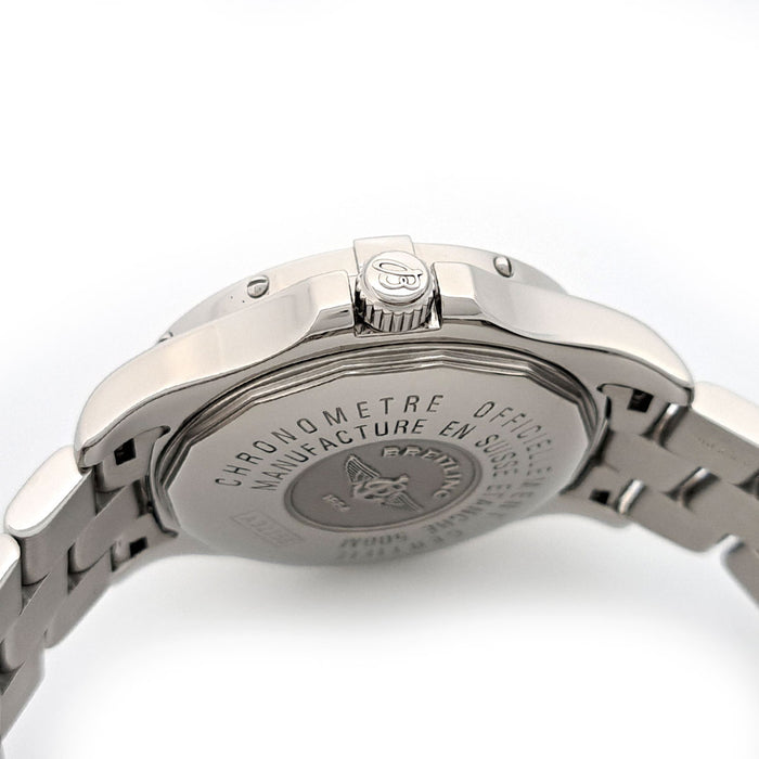 BREITLING
Colt Overhauled
With Box and Warranty Card