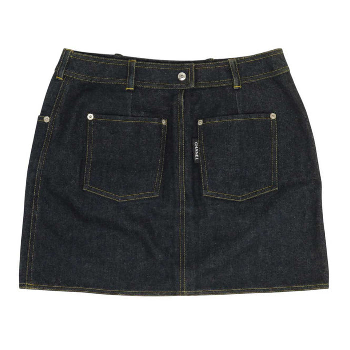 CHANEL
Logo COCO CC Coco Button 04274 Cotton
Coco Mark Denim Mini Skirt