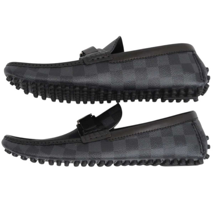 LOUIS VUITTON
LV Logo Moccasin Metal Initial
Hockenheim Loafer
Damier Graphite