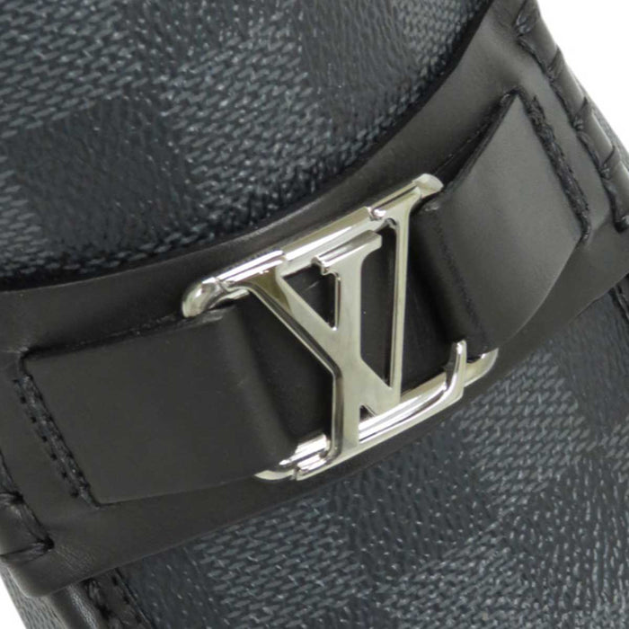 LOUIS VUITTON
LV Logo Moccasin Metal Initial
Hockenheim Loafer
Damier Graphite